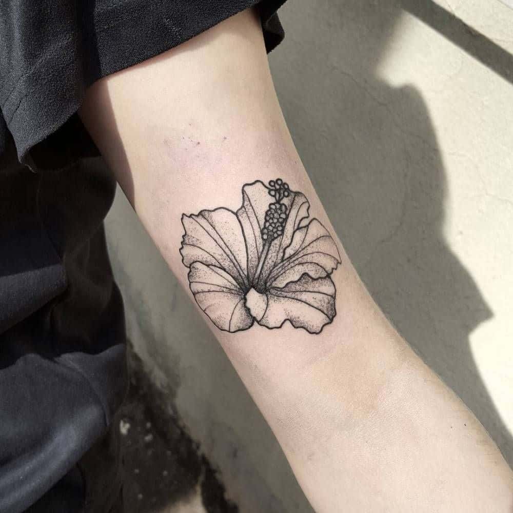 100 Stunning Hibiscus Tattoos