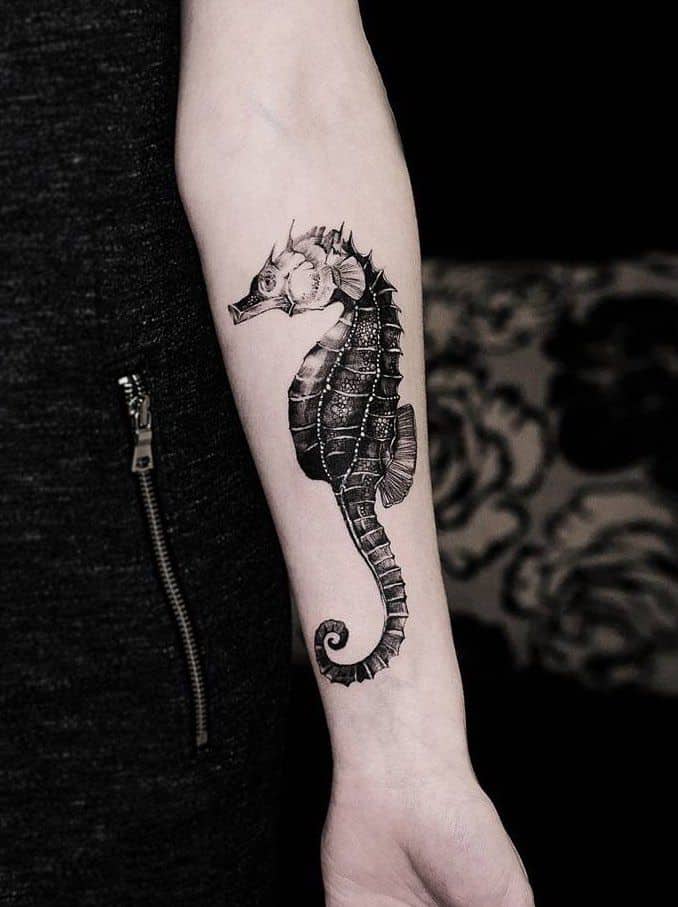 Meerestier Arm-Tattoo