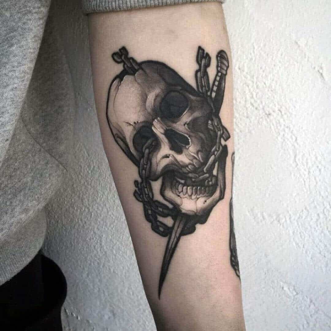 skull and dagger tattoo