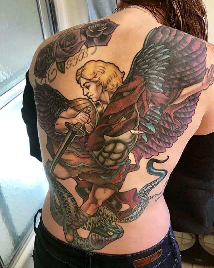 hinh xam thien than danh ac quy  Tatuagem de anjo guerreiro Tatuagem de  anjo Tatuagem de arcanjo