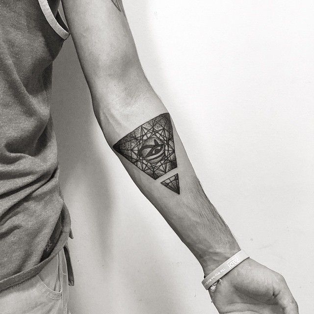 Technology  Gadgets  The Unique Tattoo Trend Taking Over Instagram   POPSUGAR Tech Photo 3