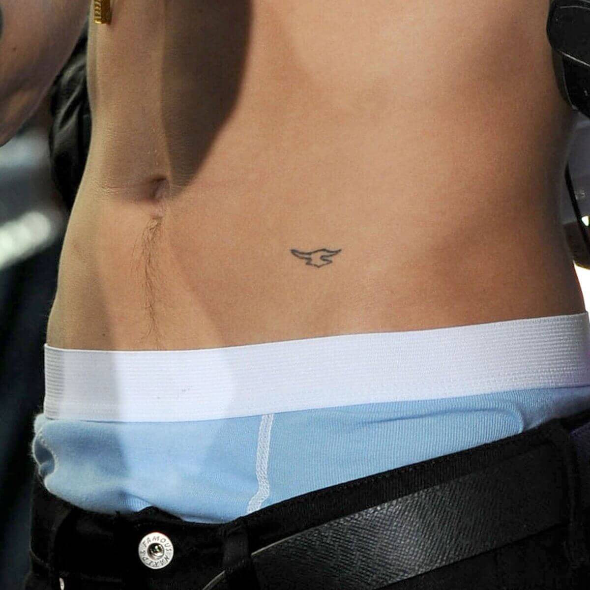 justin bieber bird hip tattoo