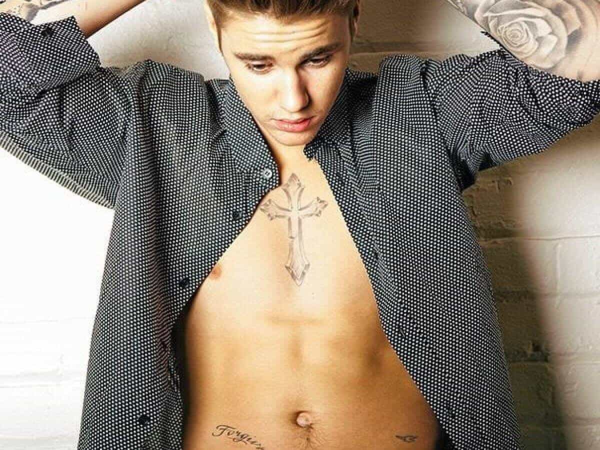 justin bieber cross tattoo on chest