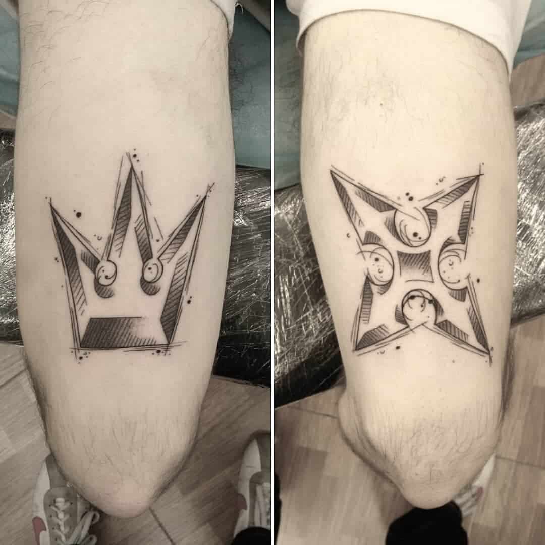 kingdom hearts crown tattoo on thigh