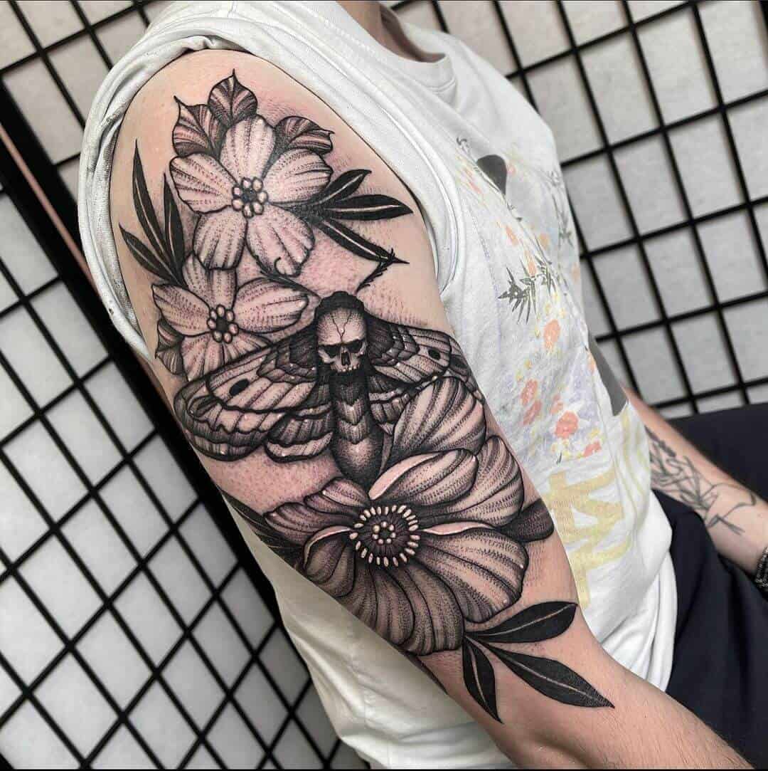 Death Moth & Flowers - Tattoo Abyss Montreal