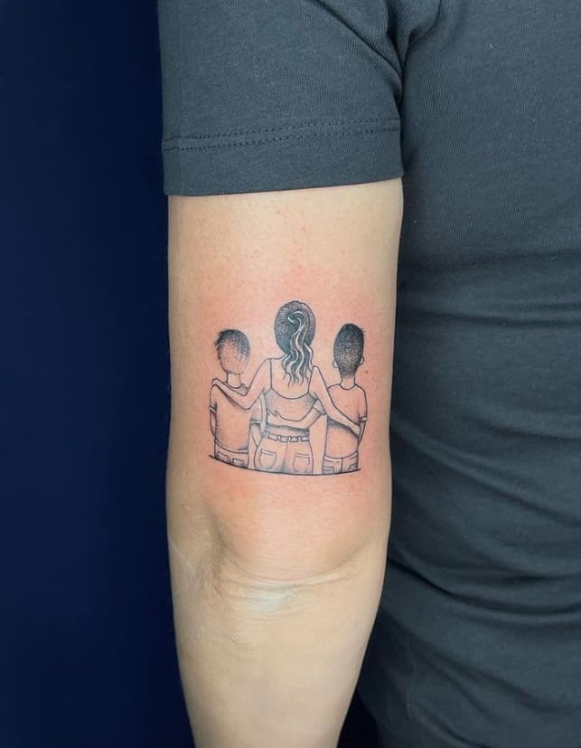 35 Coolest MotherDaughter Tattoo Ideas To Express Love